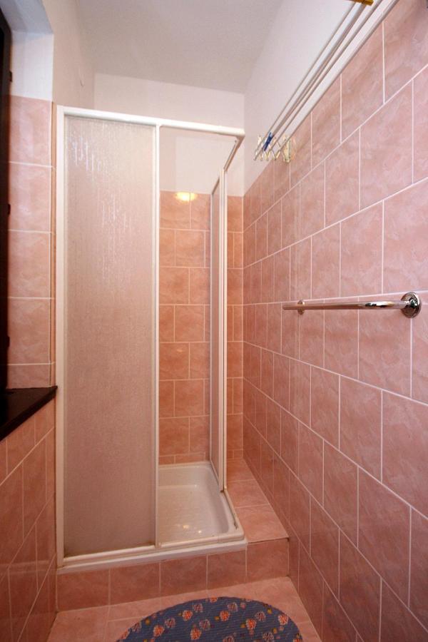 Studio Turanj 6445B 외부 사진